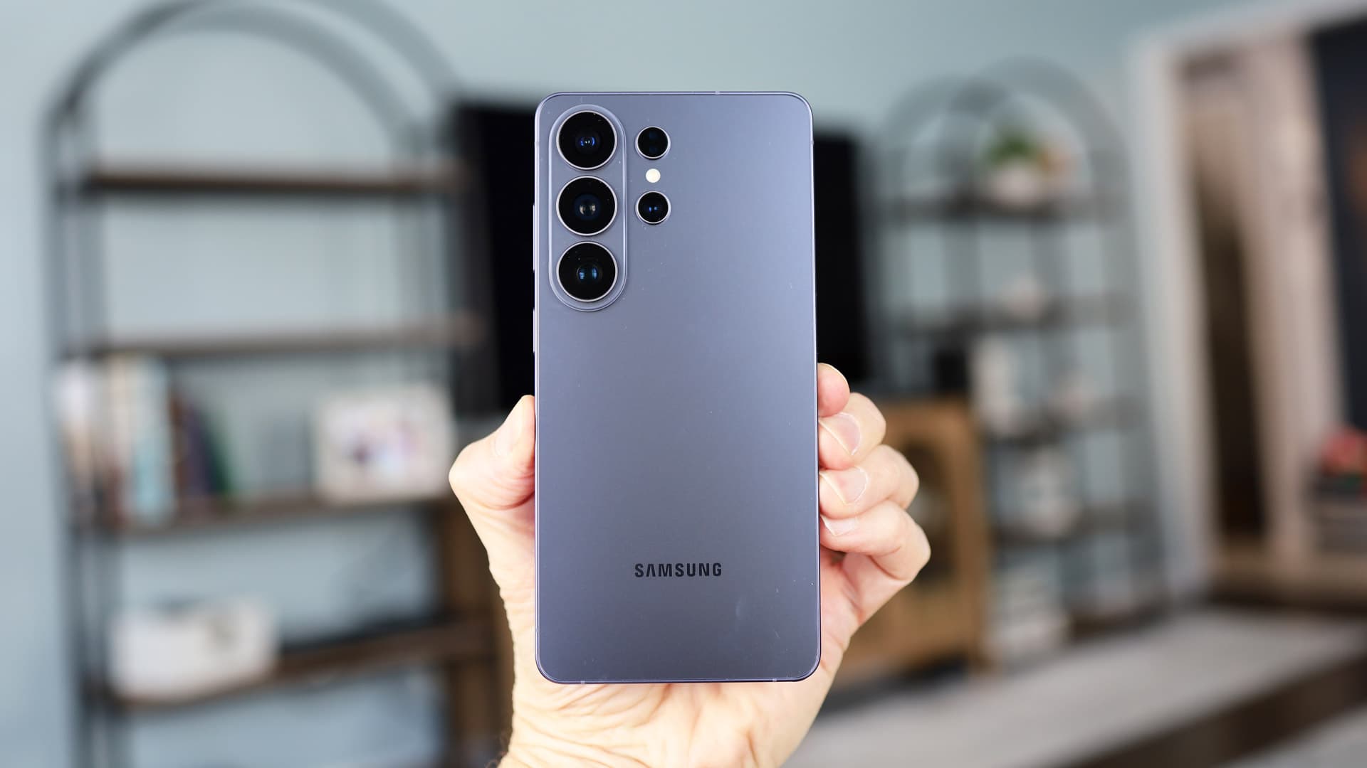 the latest samsung phone