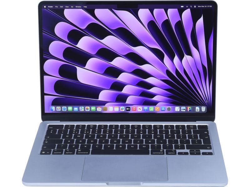 Macbook Air Chip M4 16 ram / 256 sssd 13 inch