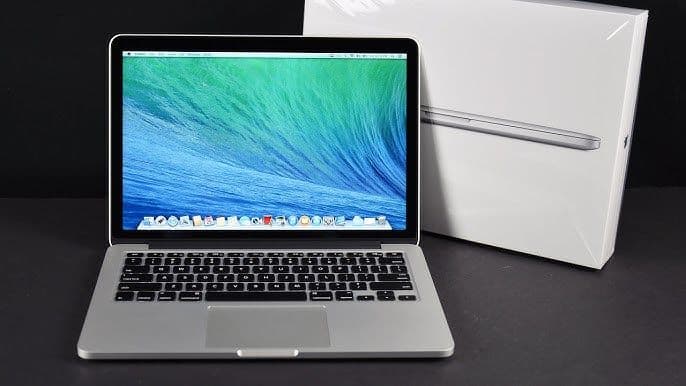 Apple Macbook Pro 2013 i5 4GB RAM 256GB SSD