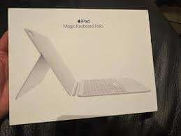 Smart Keyboard Folio For Ipad 10th Gen and A16 White