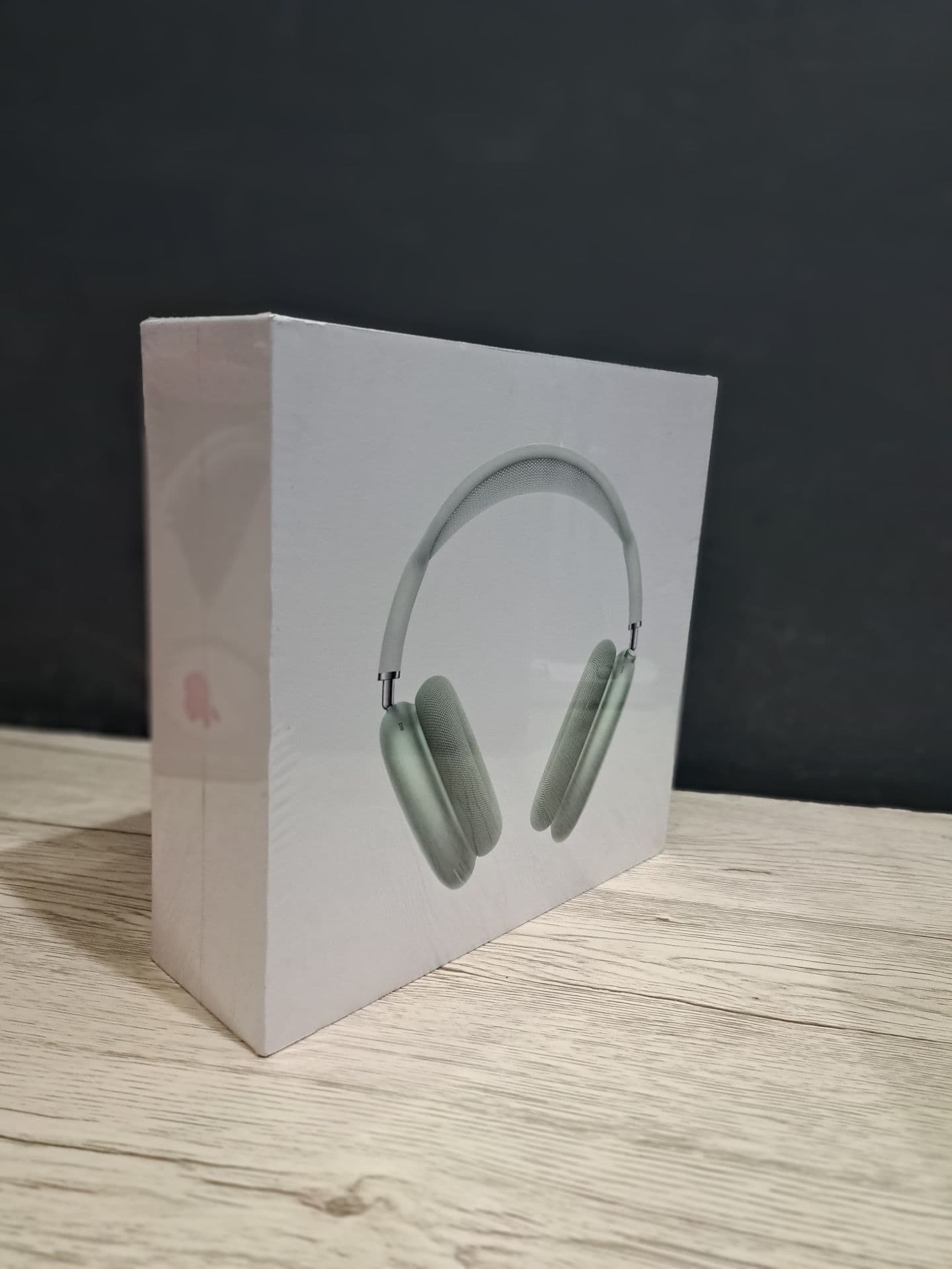 APPLE AIRPODS MAX WIRELESS HEADPHONES HIGH-GUALITY SOUND